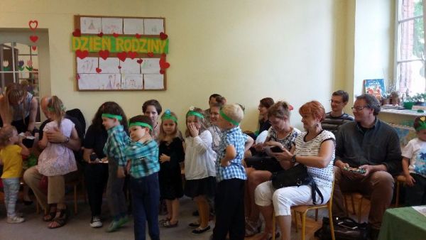 dzieĹ„ rodziny gr.II 015.jpg