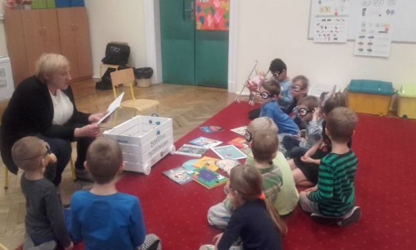 Bibliotekaprzedszkolaka005.jpg